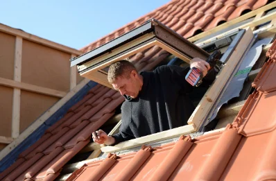 Pose de fenêtres de toit Velux aux Baux-de-Breteuil